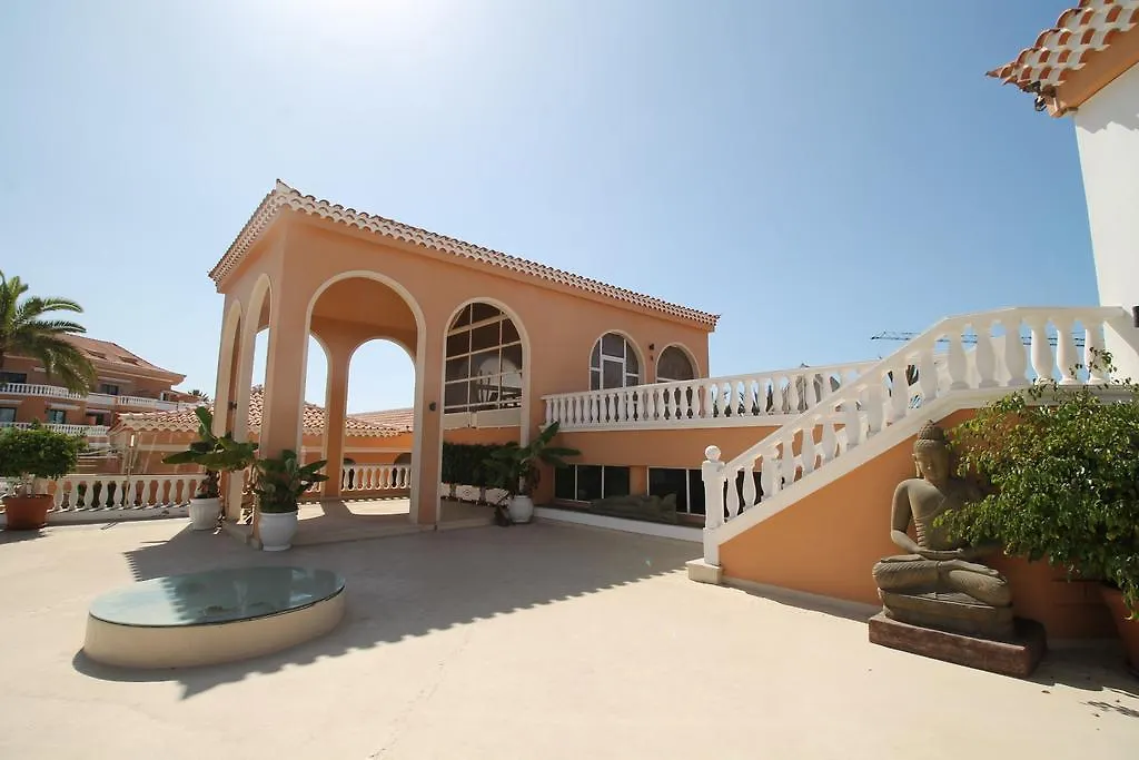 Apartament House Golden Mile Tenerife By Holiday World Playa de las Americas  0*, Playa de las Americas (Tenerife)